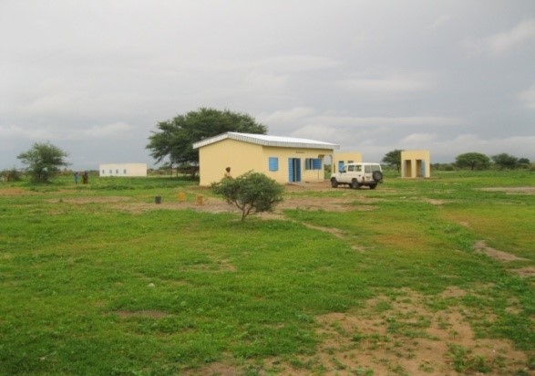 Construction de 24 bureaux Sous-secteur Pêche, 10 marchés ruraux de poissons, 20 plateforme de transformation dans les différentes régions du Tchad et réhabilitation des pistes Dandi Mahada (18.5 km), Maïlao-Logone Gana (10.4 km).